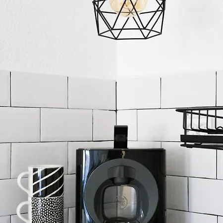 Apartamento студио черно и бяло Sandanski