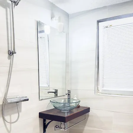 студио черно и бяло סנדנסקי