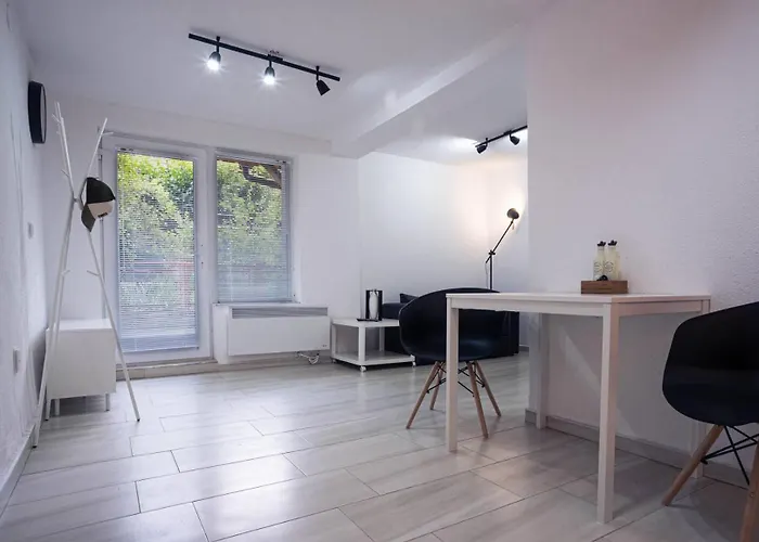 студио черно и бяло * Sandanski